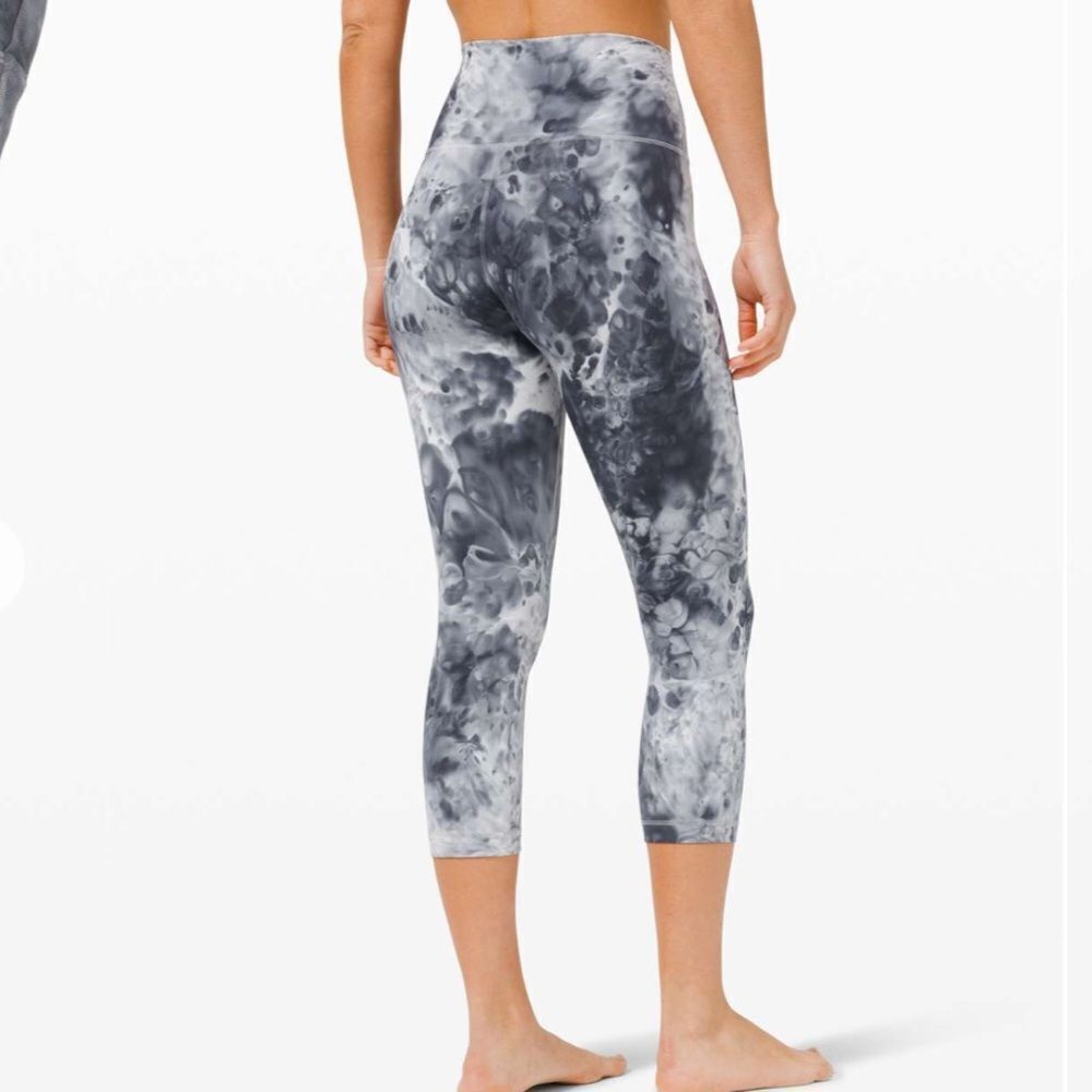 Lululemon Wunder Under Marble Dye High Rise Crop 21"